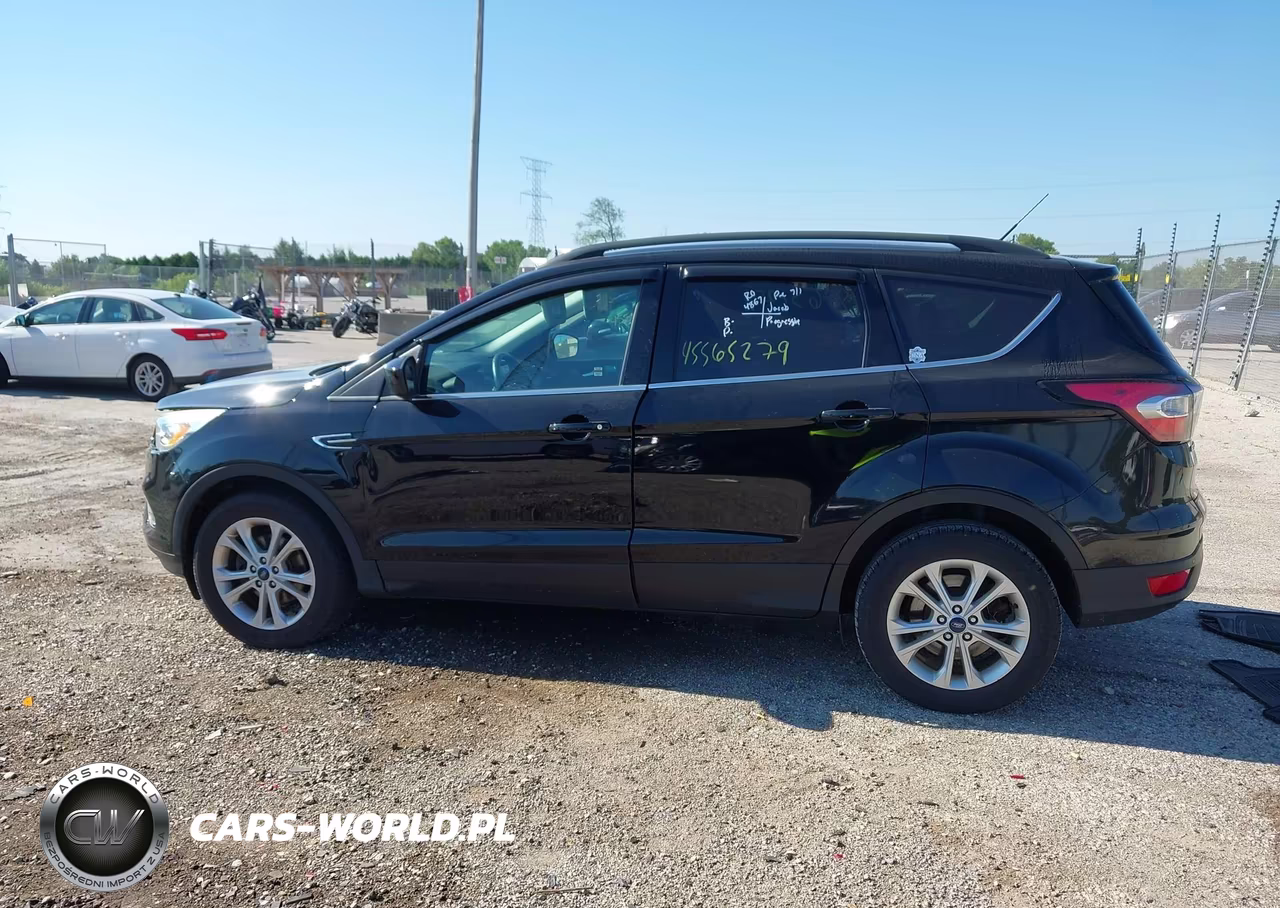 2017 Ford Escape Se VIN:1FMCU0GD4HUC33230 - 14