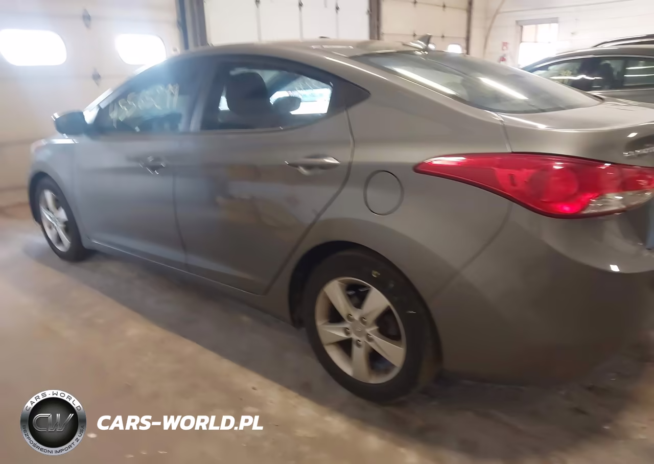 2013 Hyundai Elantra Gls VIN:5NPDH4AE5DH383633 - 3