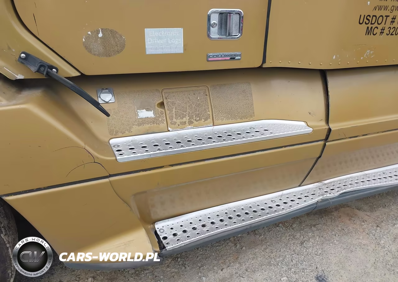 2011 Freightliner Conventional Columbia VIN:1FUJA6DR4BDAS5245 - 11