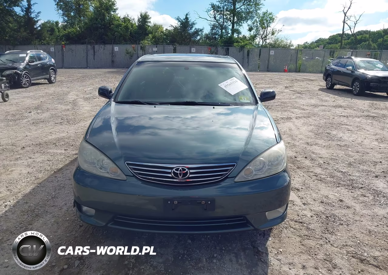 2005 Toyota Camry Xle VIN:4T1BE30K95U027352 - 13