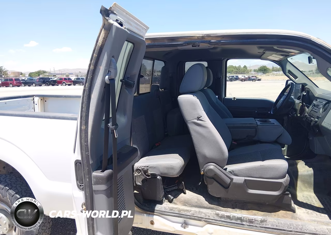 2016 Ford F-250 VIN:1FT7X2B6XGEC88145 - 8