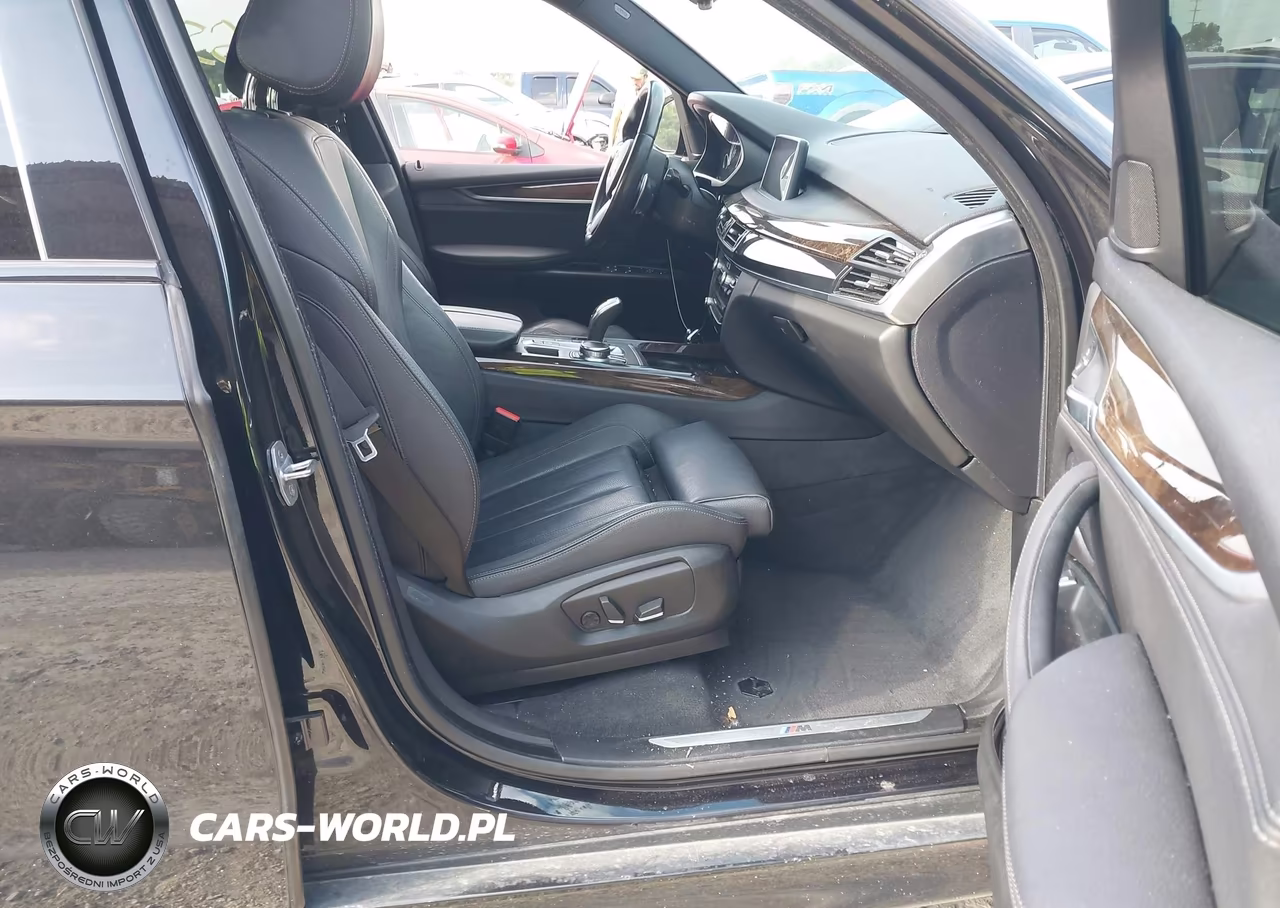 2018 BMW X5 xDrive35I VIN:5UXKR0C54JL070069 - 5