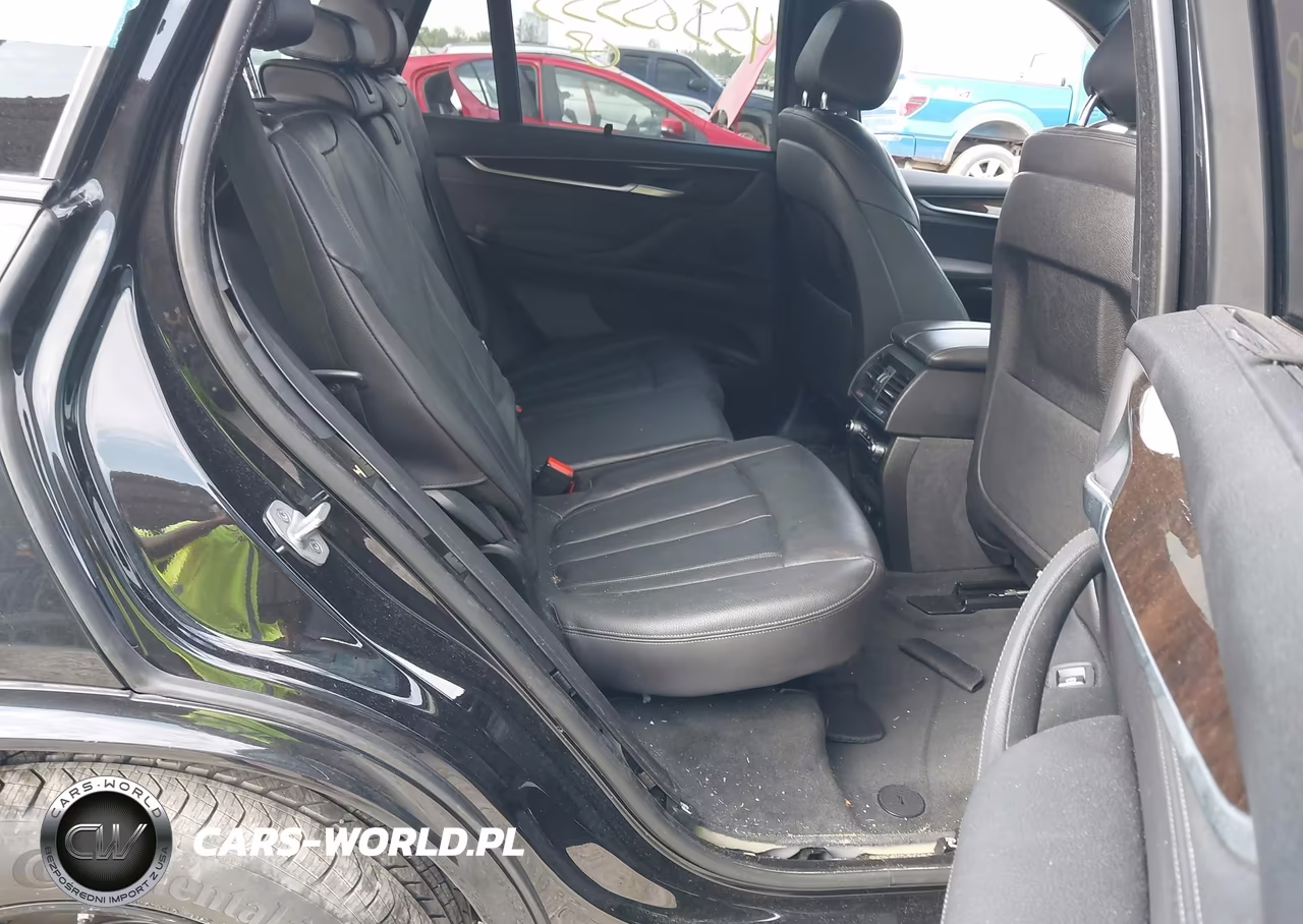2018 BMW X5 xDrive35I VIN:5UXKR0C54JL070069 - 8