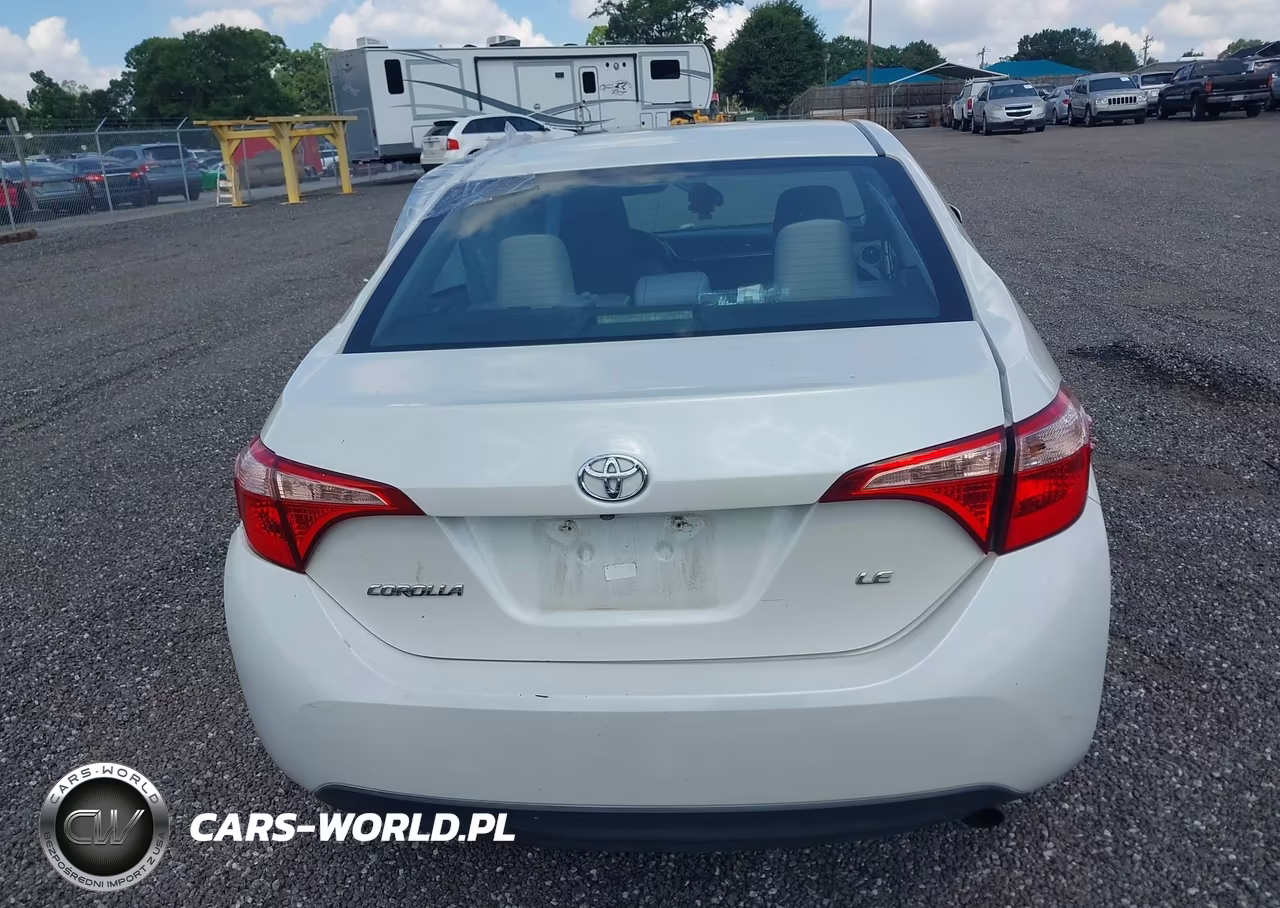 2017 Toyota Corolla Le VIN:5YFBURHE8HP646440 - 16