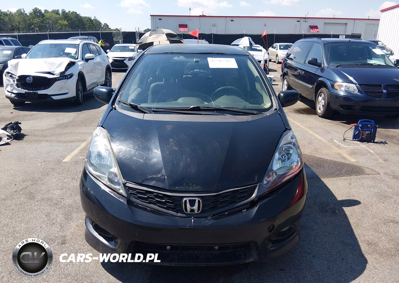 2012 Honda Fit Sport VIN:JHMGE8H65CC042205 - 12