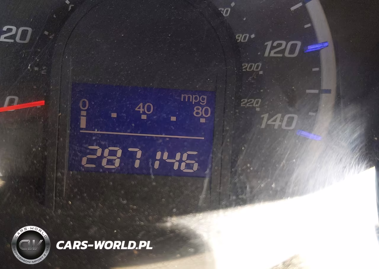 2012 Honda Fit Sport VIN:JHMGE8H65CC042205 - 15
