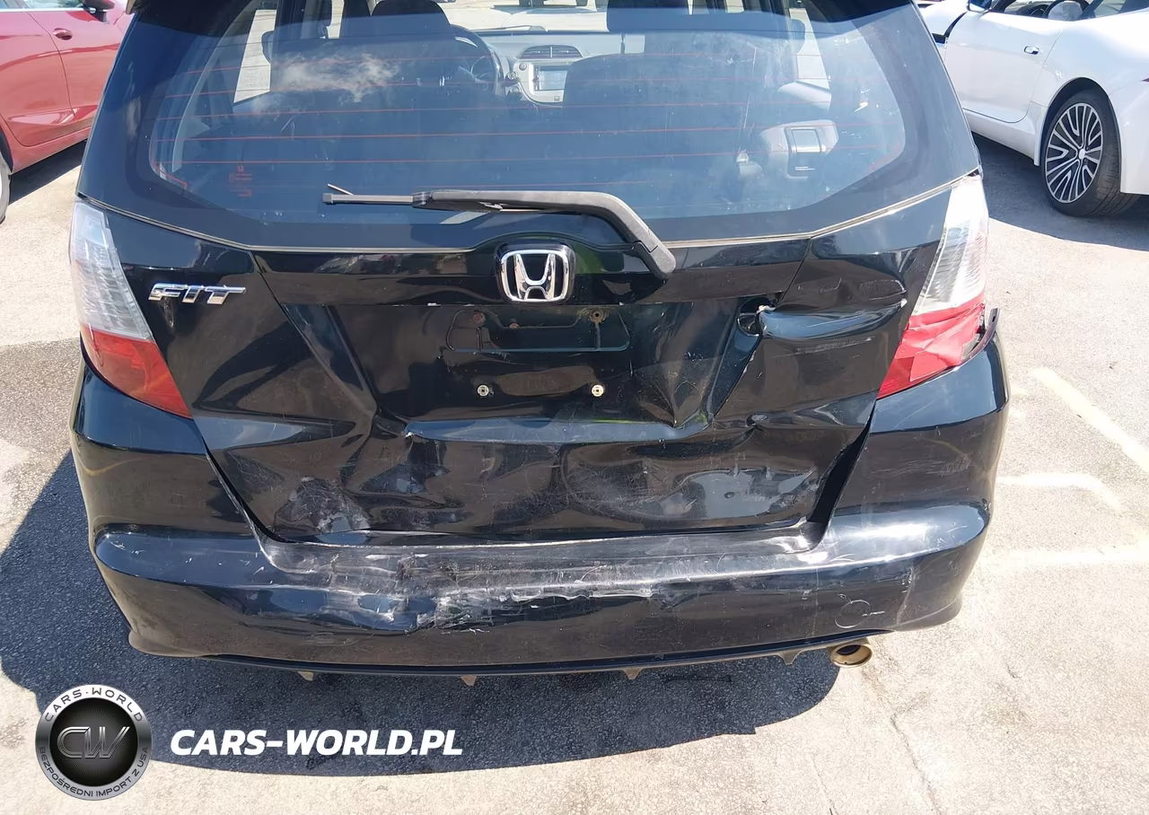 2012 Honda Fit Sport VIN:JHMGE8H65CC042205 - 17