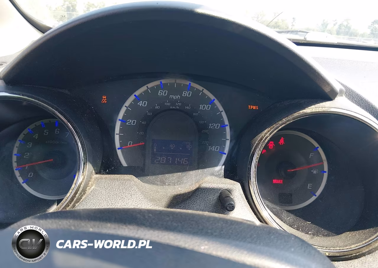 2012 Honda Fit Sport VIN:JHMGE8H65CC042205 - 7