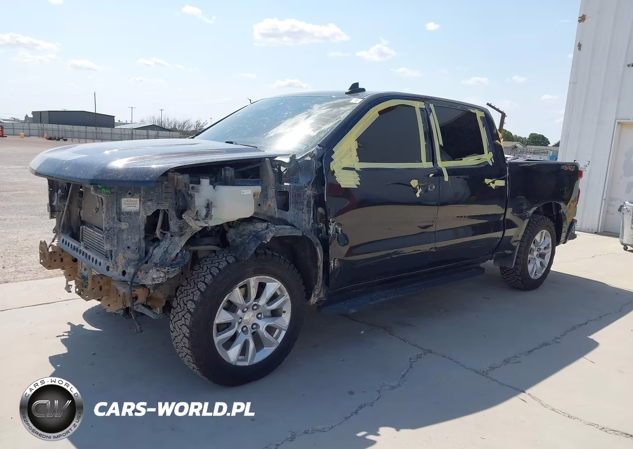 2022 Chevrolet Silverado 1500 4Wd Short Bed Custom VIN:1GCPDBEKXNZ619765 - 2