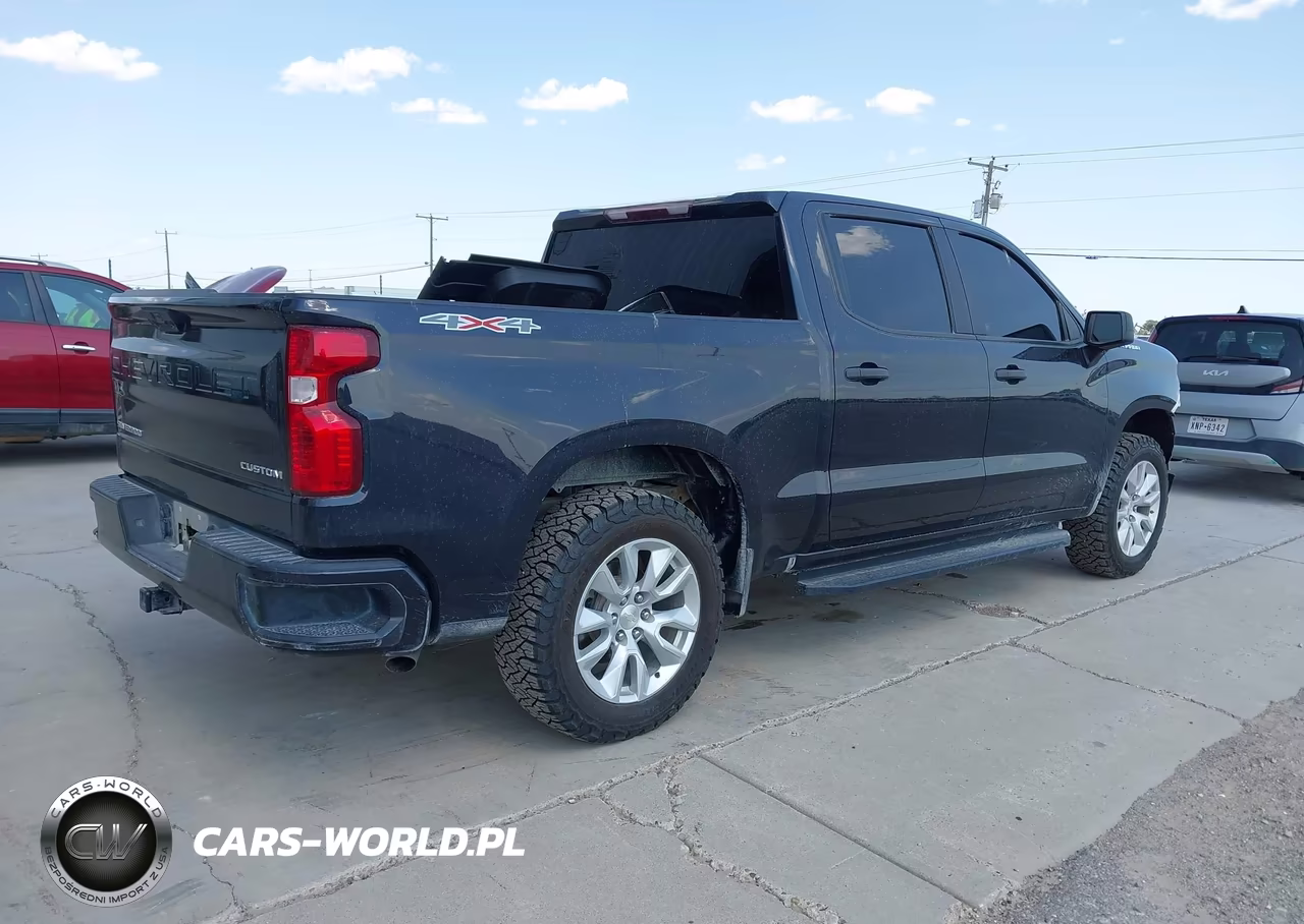 2022 Chevrolet Silverado 1500 4Wd Short Bed Custom VIN:1GCPDBEKXNZ619765 - 4
