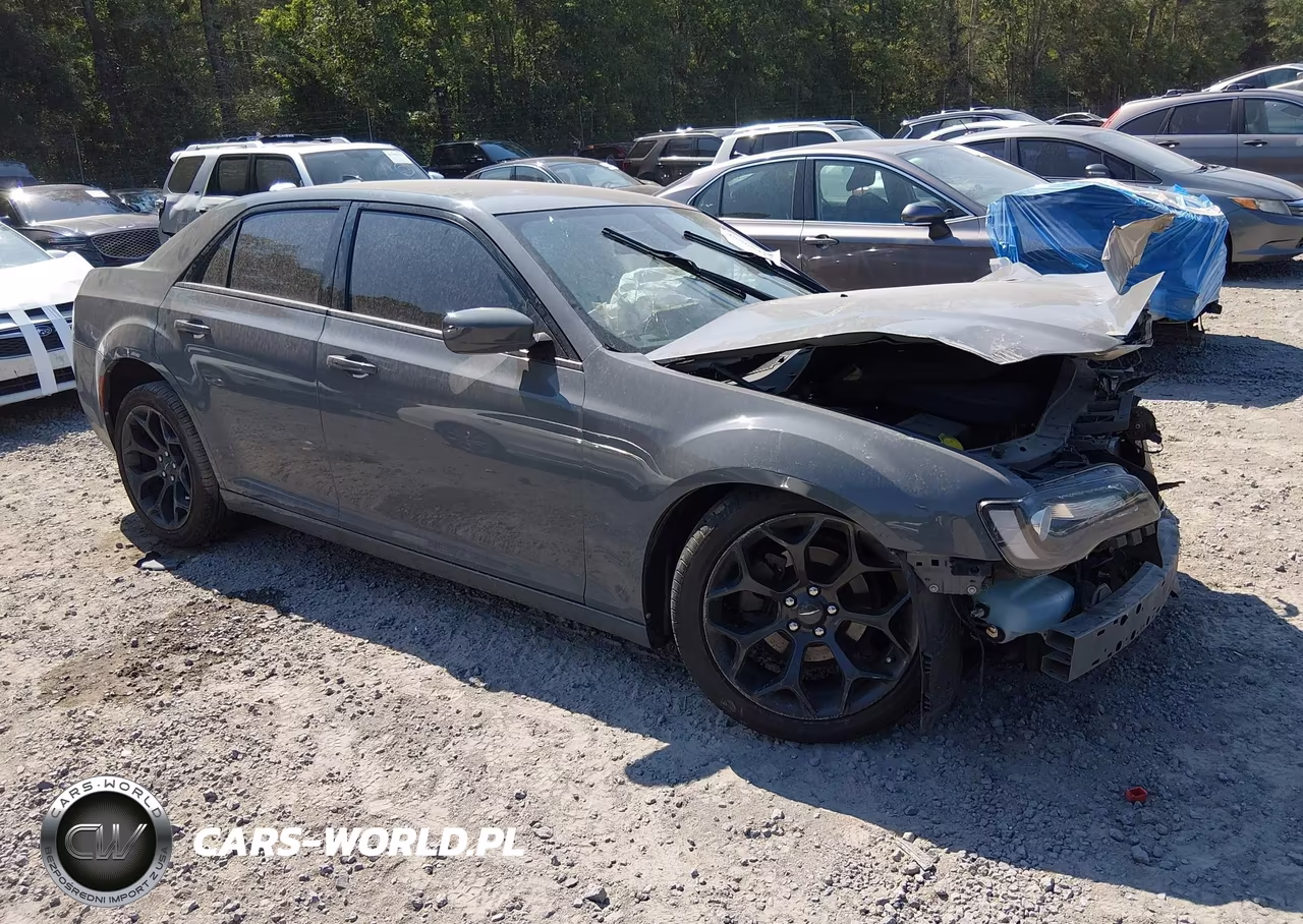 2019 Chrysler 300 300S – zdjęcie 1 z 15