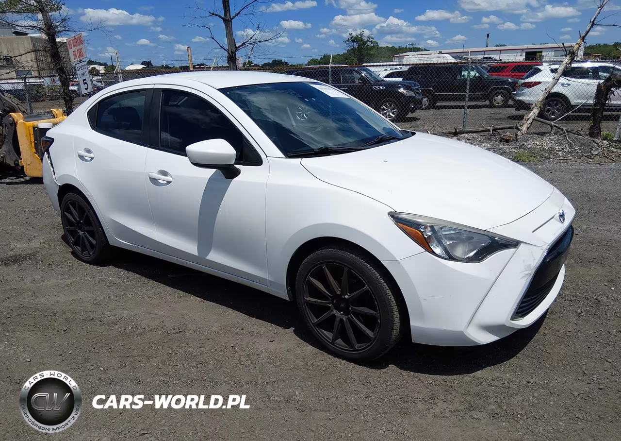 2017 Toyota Yaris Ia – zdjęcie 1 z 16