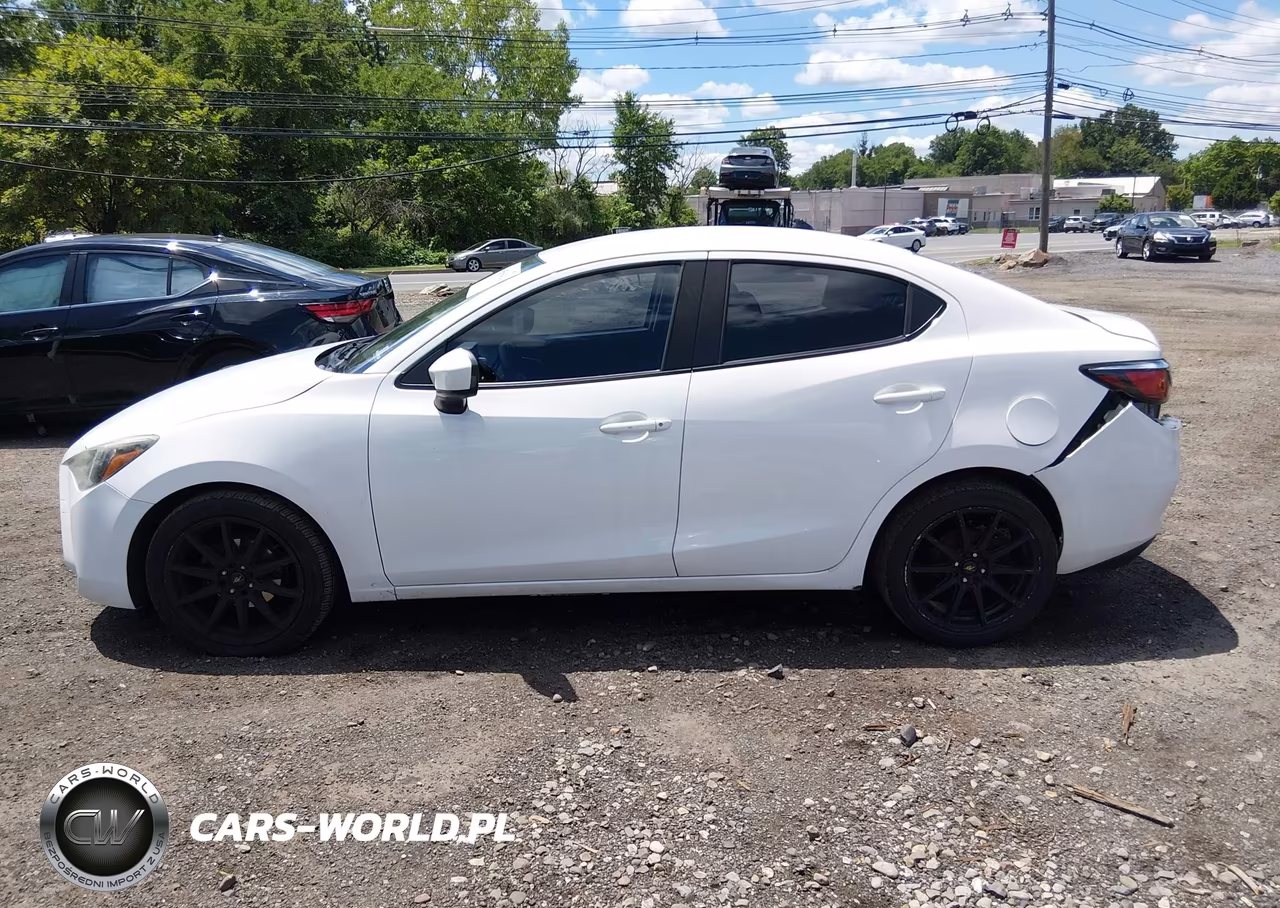 2017 Toyota Yaris Ia VIN:3MYDLBYV9HY187701 - 14