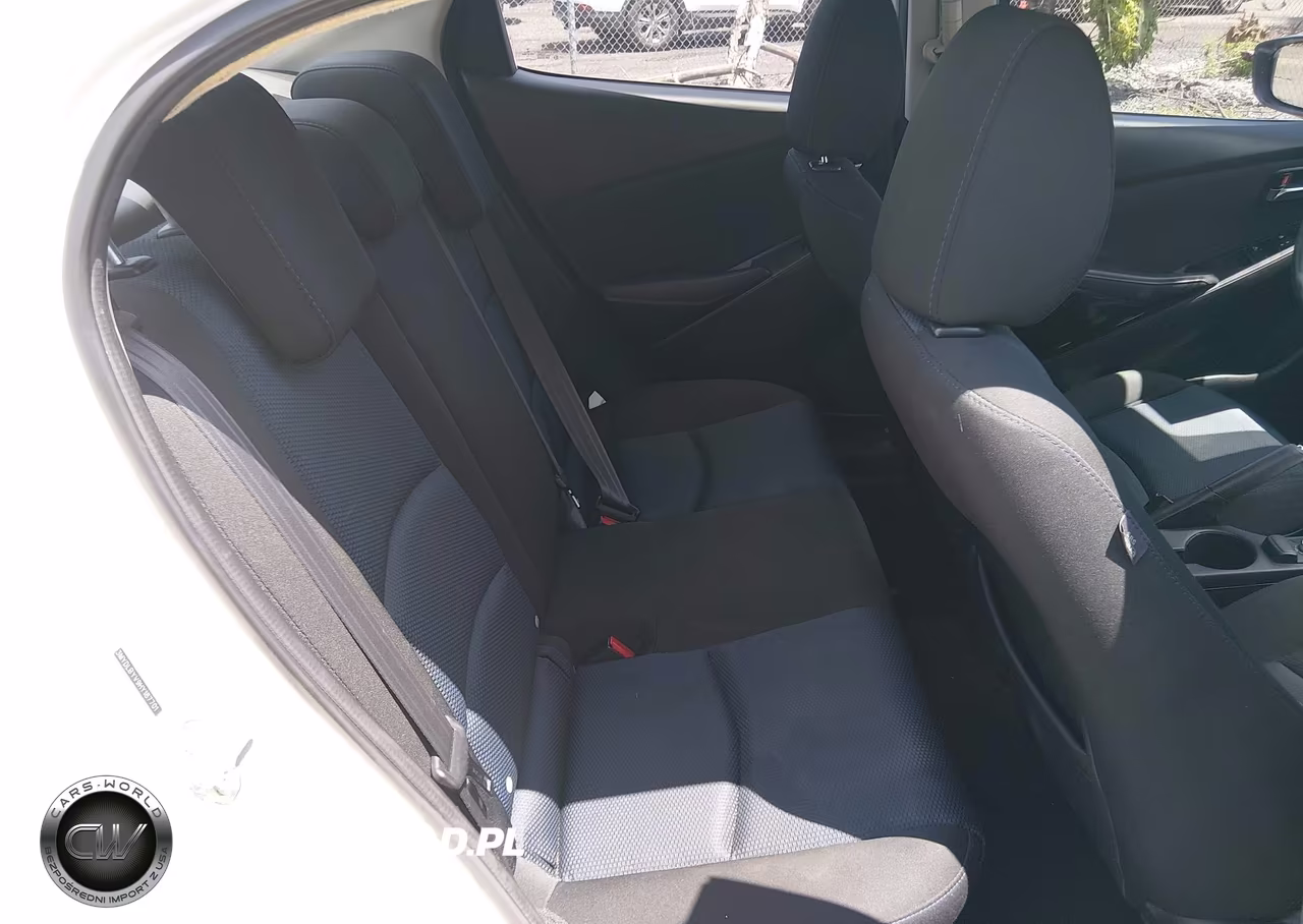 2017 Toyota Yaris Ia VIN:3MYDLBYV9HY187701 - 8