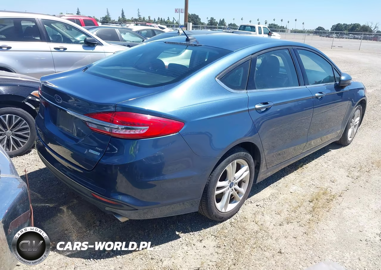 2018 Ford Fusion Se VIN:3FA6P0HD7JR268659 - 4