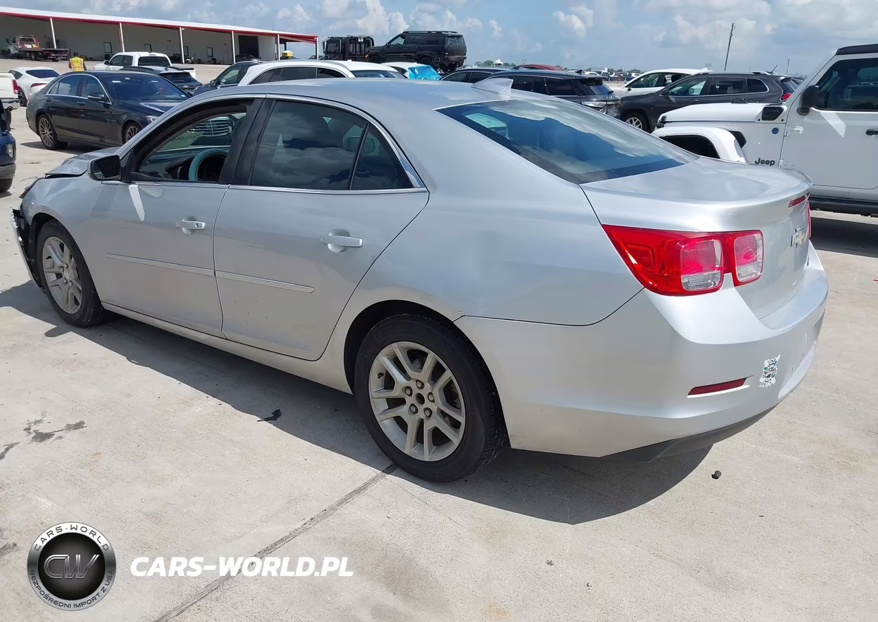2015 Chevrolet Malibu 1Lt VIN:1G11C5SL2FF279627 - 3