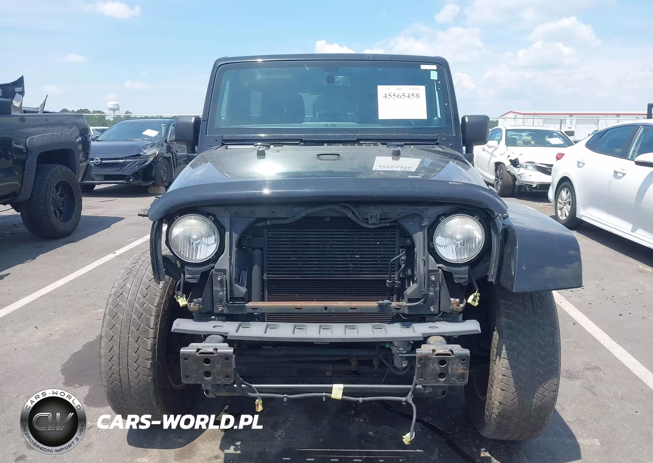 2014 Jeep Wrangler Unlimited Sahara VIN:1C4BJWEG3EL117804 - 13