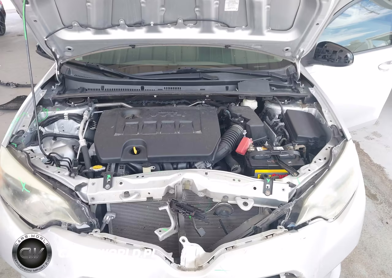 2016 Toyota Corolla Le VIN:5YFBURHE8GP561998 - 10