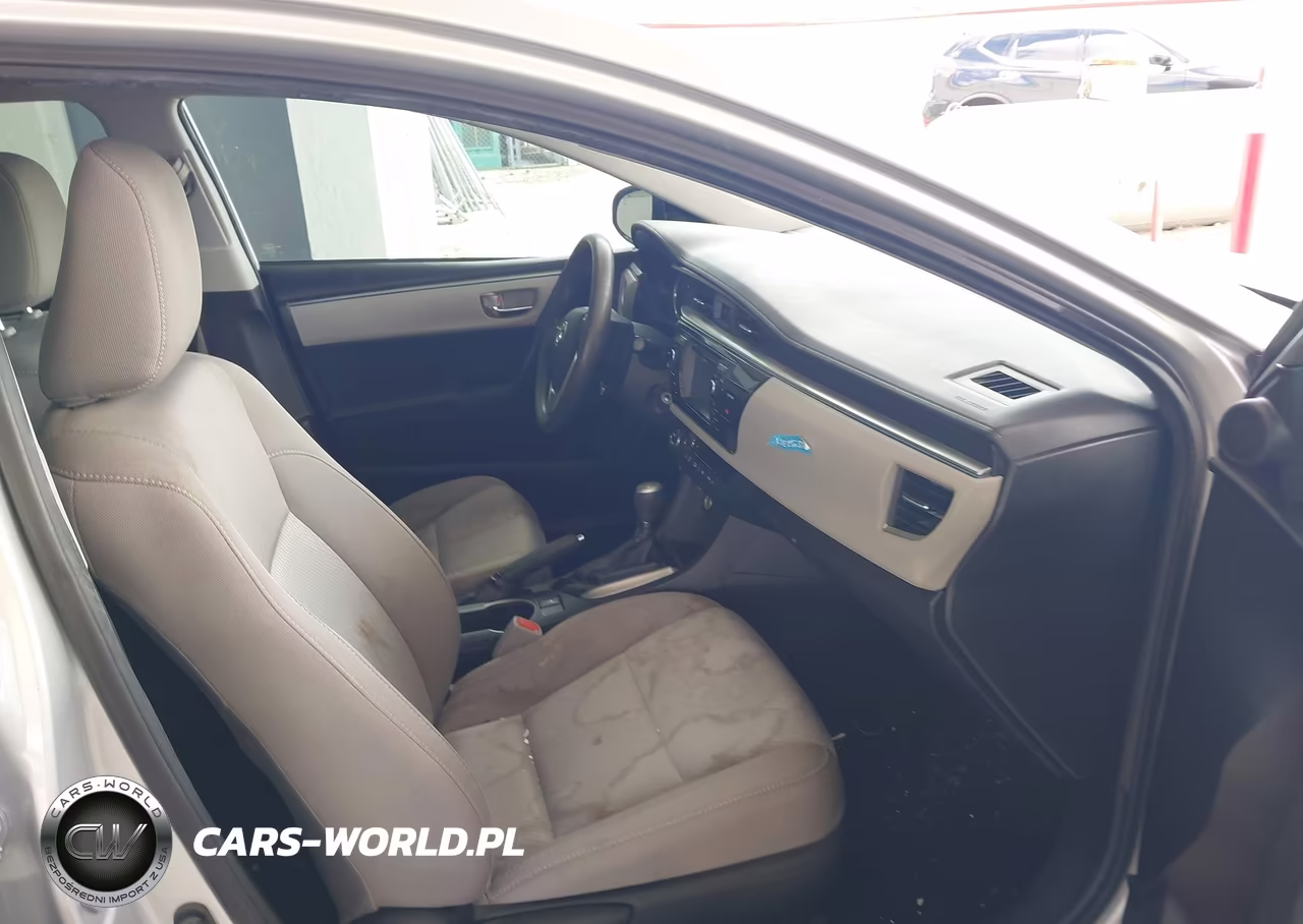 2016 Toyota Corolla Le VIN:5YFBURHE8GP561998 - 5
