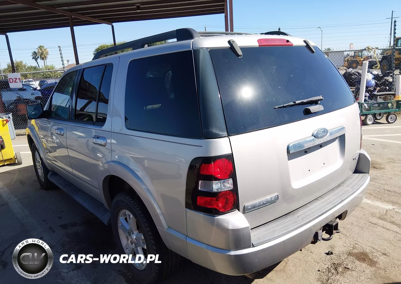 2007 Ford Explorer VIN:1FMEU63E67UA63879 - 3
