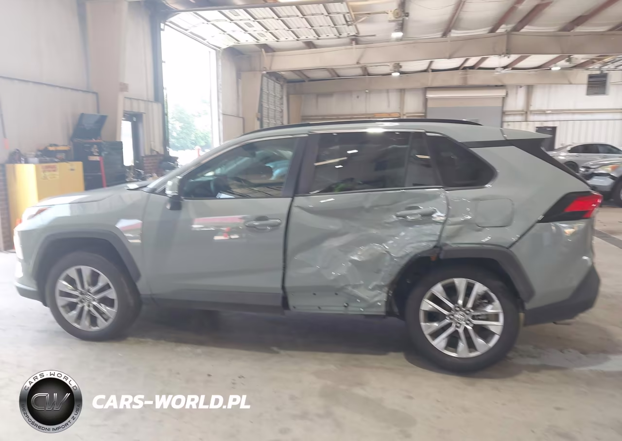 2022 Toyota Rav4 Xle Premium VIN:2T3C1RFVXNW237079 - 14
