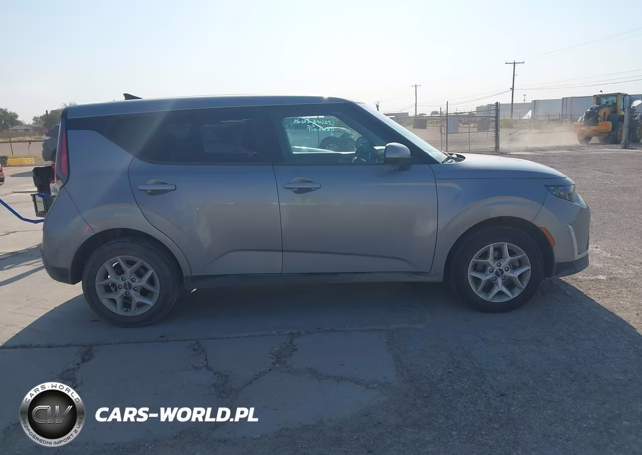 2023 Kia Soul Lx VIN:KNDJ23AU0P7888493 - 13