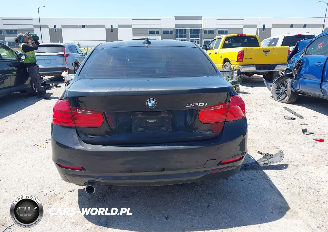 2014 BMW 320I VIN:WBA3B1C57EP679054 - 16
