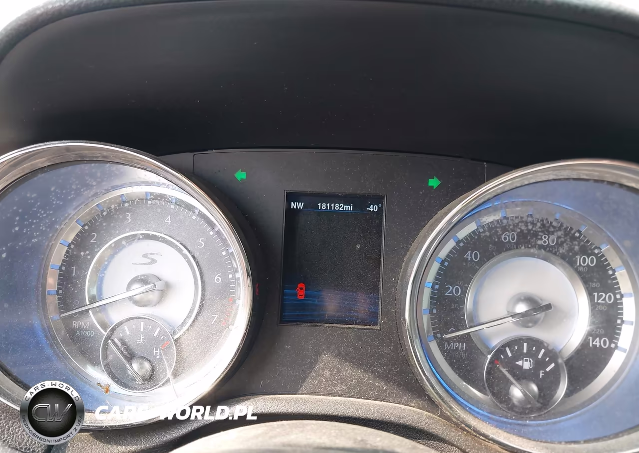 2014 Chrysler 300 300S VIN:2C3CCAGGXEH331365 - 7