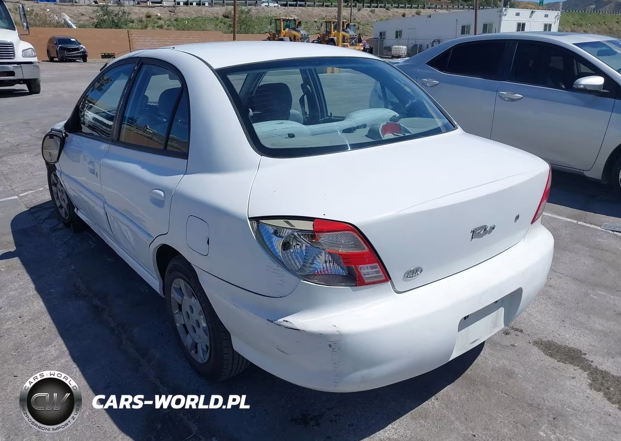 2002 Kia Rio VIN:KNADC123026148605 - 3