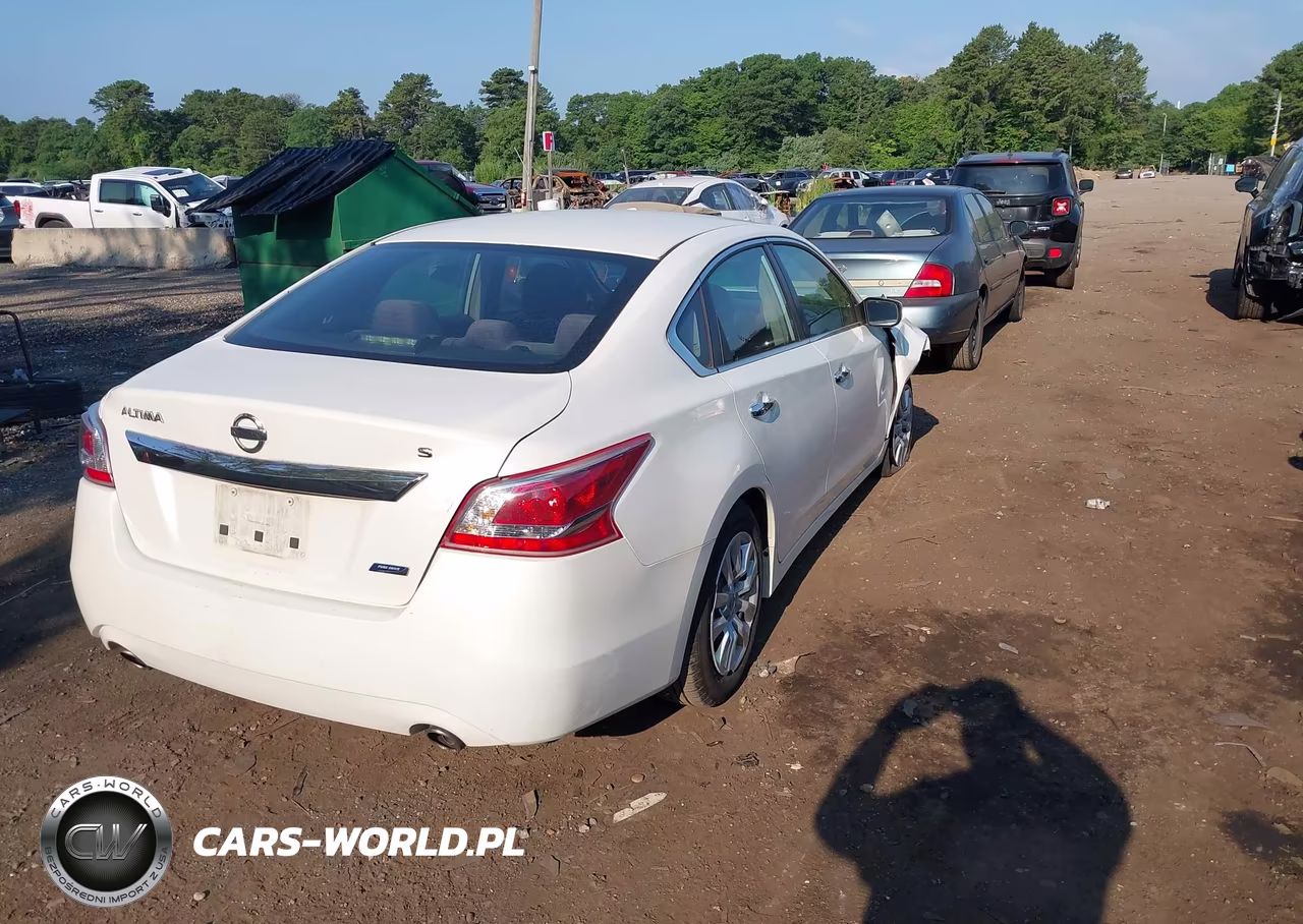 2013 Nissan Altima 2.5 S VIN:1N4AL3AP5DC229342 - 4