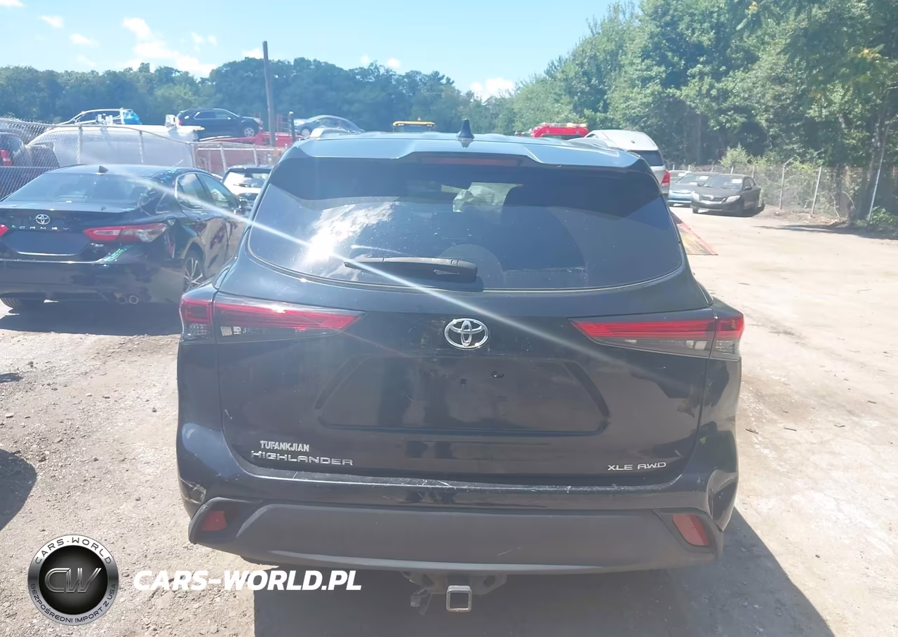 2022 Toyota Highlander Xle VIN:5TDGZRBH9NS578260 - 16