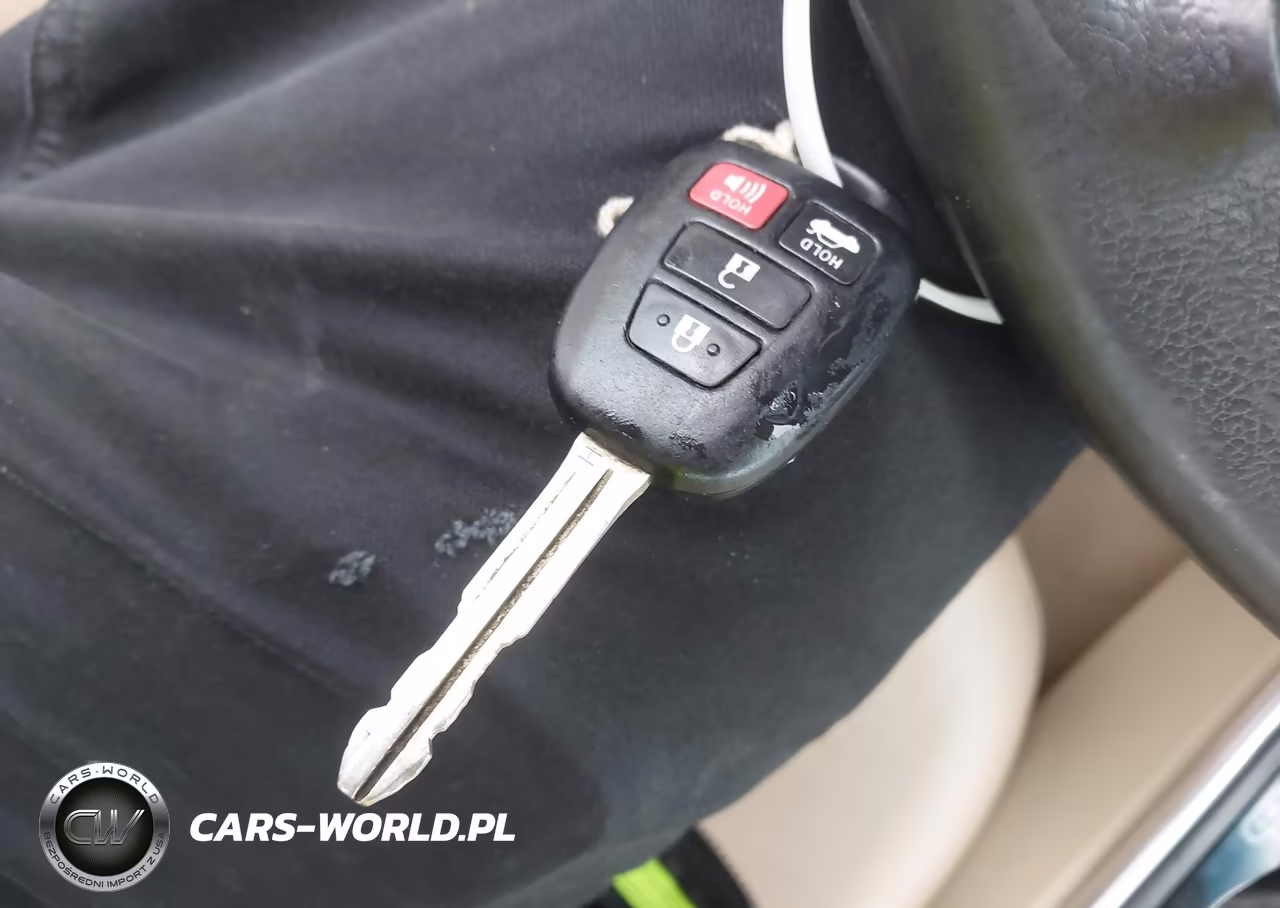 2016 Toyota Camry Le VIN:4T1BF1FK7GU538599 - 11