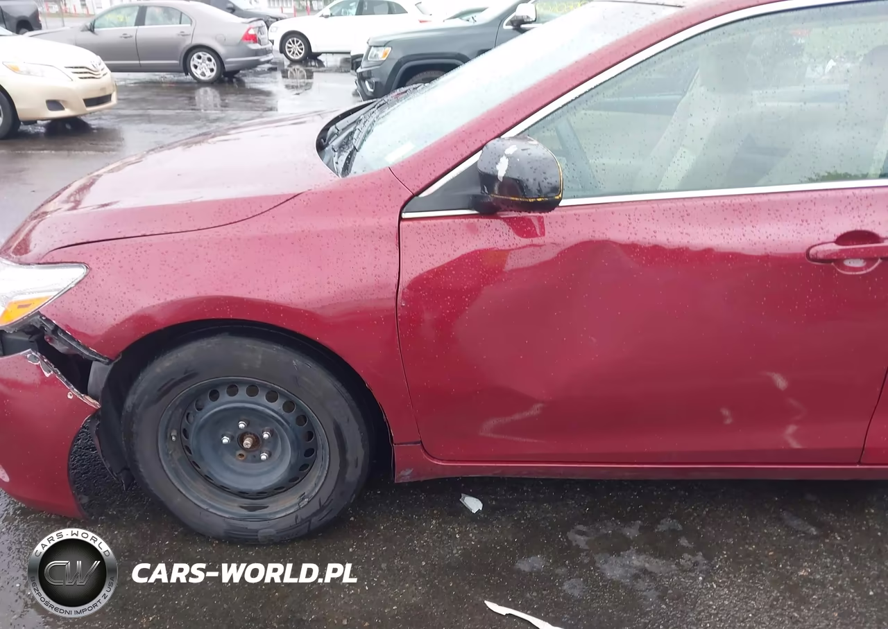 2016 Toyota Camry Le VIN:4T1BF1FK7GU538599 - 18