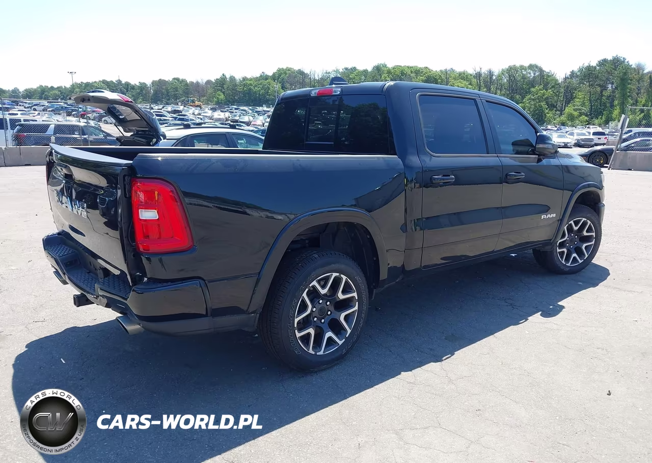 2026 Ram 1500 Laramie 4X4 5'7 Box VIN:1C6SRFJP2TN223961 - 4