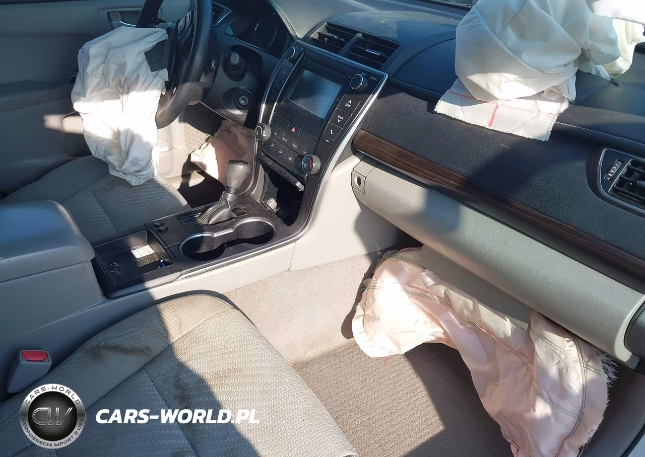 2016 Toyota Camry Le VIN:4T1BF1FK4GU157454 - 5
