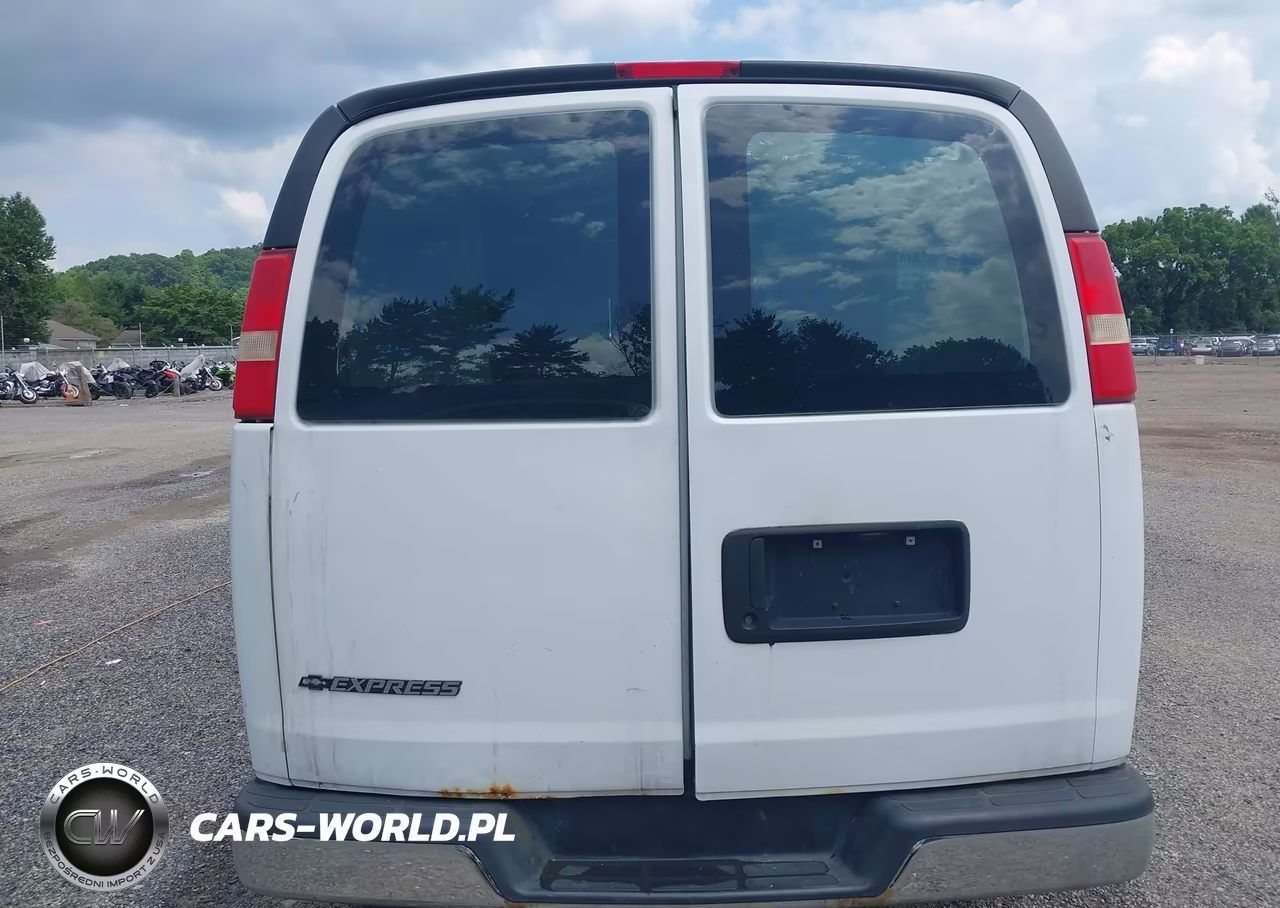 2013 Chevrolet Express 2500 Work Van VIN:1GCWGFCA0D1112701 - 16