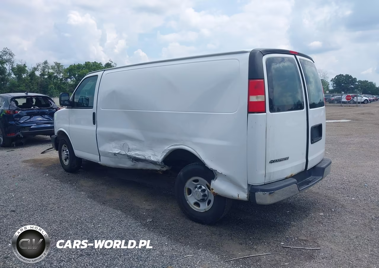 2013 Chevrolet Express 2500 Work Van VIN:1GCWGFCA0D1112701 - 3