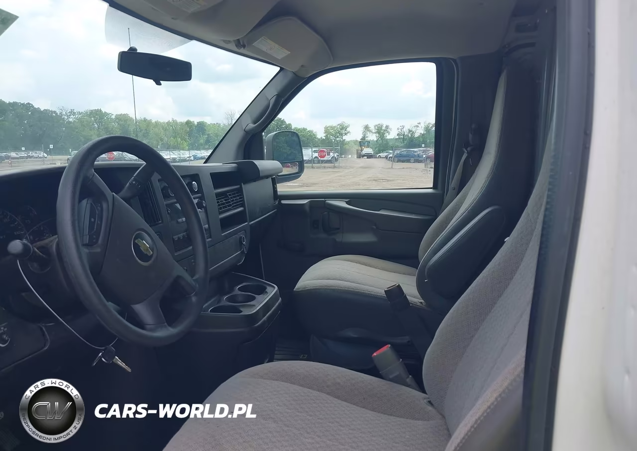 2013 Chevrolet Express 2500 Work Van VIN:1GCWGFCA0D1112701 - 5