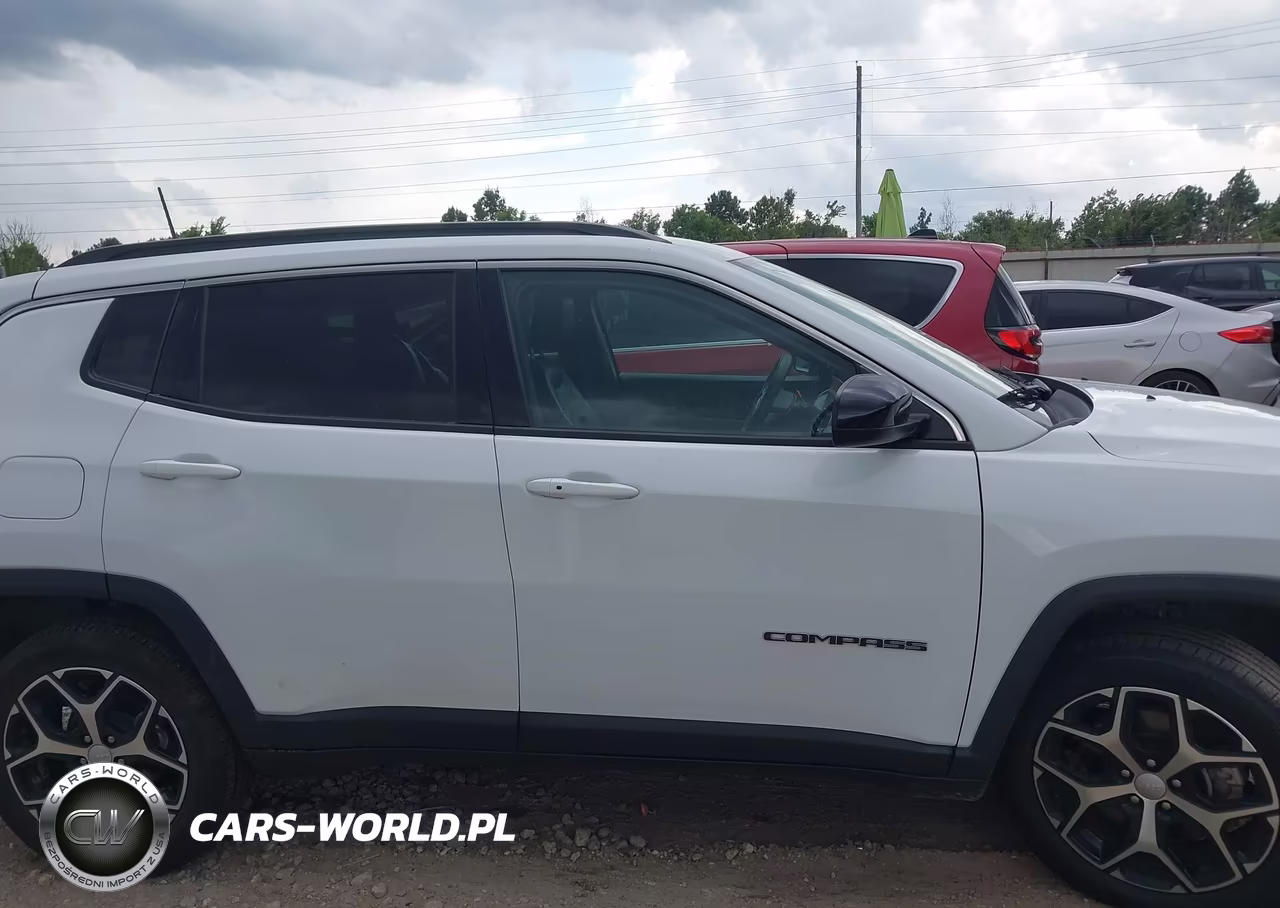 2024 Jeep Compass Latitude 4X4 VIN:3C4NJDBN5RT605750 - 14