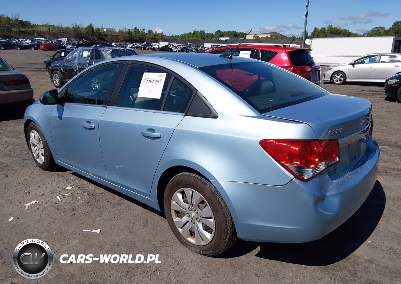 2012 Chevrolet Cruze Ls VIN:1G1PC5SH8C7174098 - 3