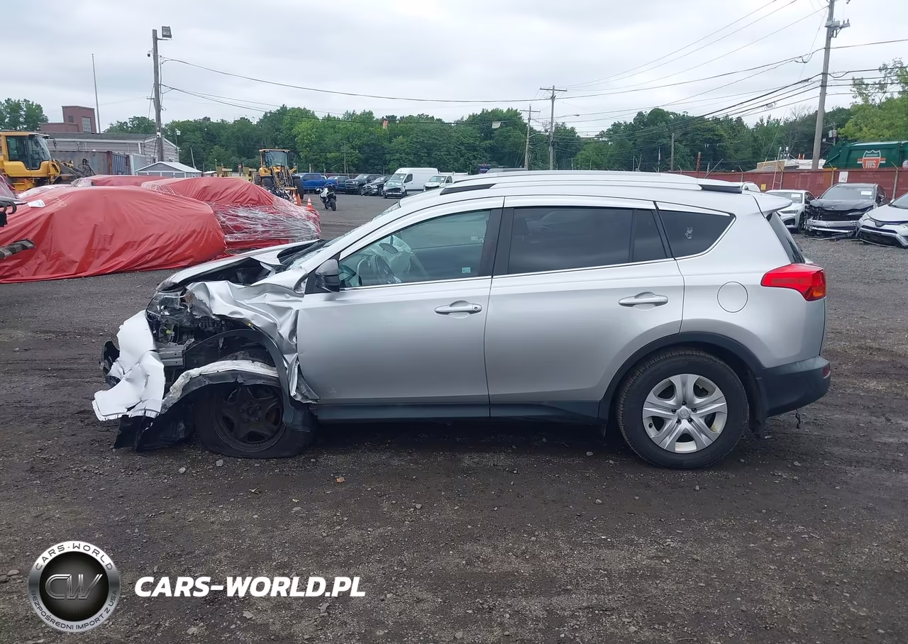 2015 Toyota Rav4 Le VIN:2T3ZFREV4FW197113 - 14