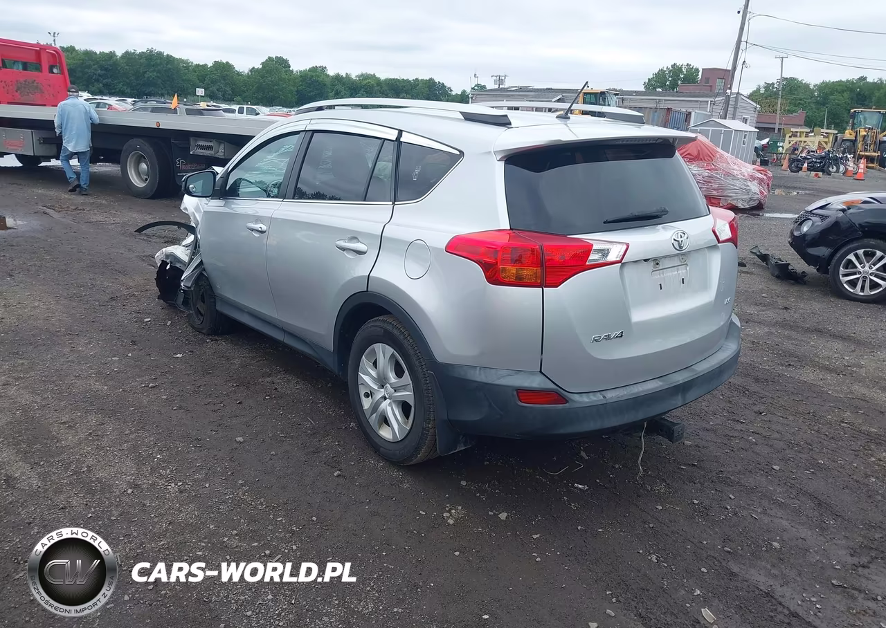 2015 Toyota Rav4 Le VIN:2T3ZFREV4FW197113 - 3