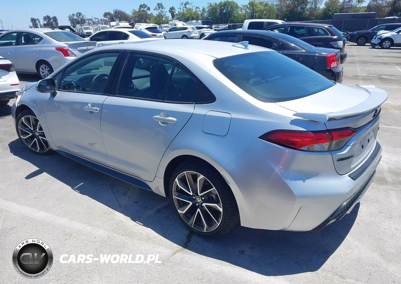 2022 Toyota Corolla Xse VIN:5YFT4MCE9NP124832 - 3