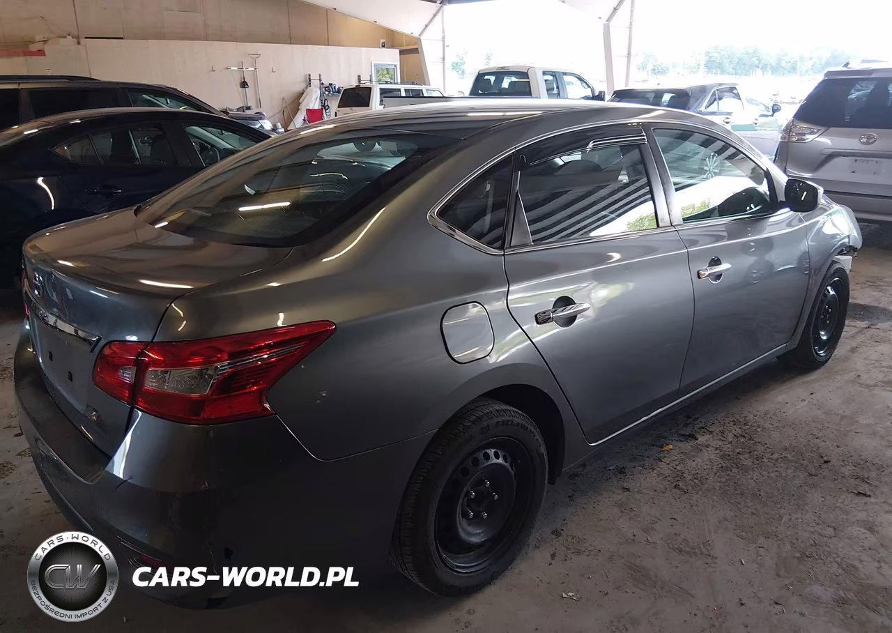 2017 Nissan Sentra S VIN:3N1AB7AP2HY386475 - 4