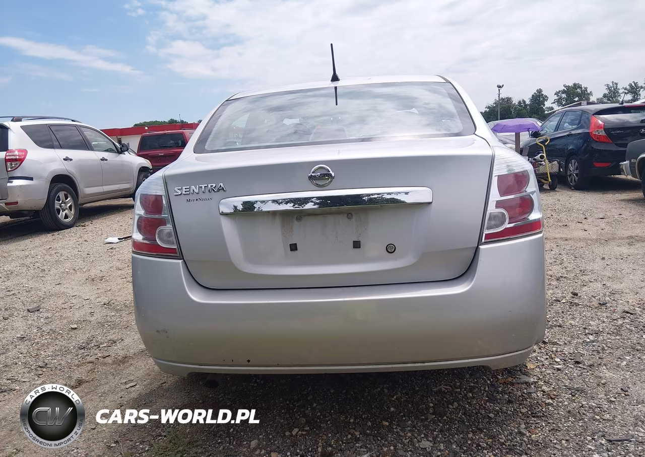 2010 Nissan Sentra 2.0S VIN:3N1AB6AP2AL710442 - 17