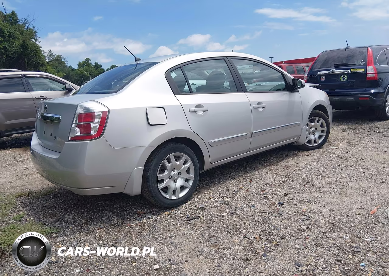 2010 Nissan Sentra 2.0S VIN:3N1AB6AP2AL710442 - 4