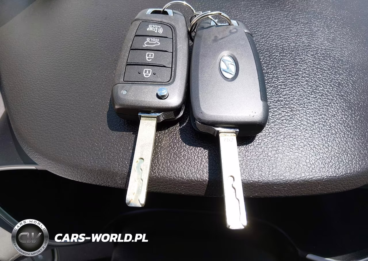 2019 Hyundai Santa Fe Se VIN:5NMS23AD5KH123236 - 11