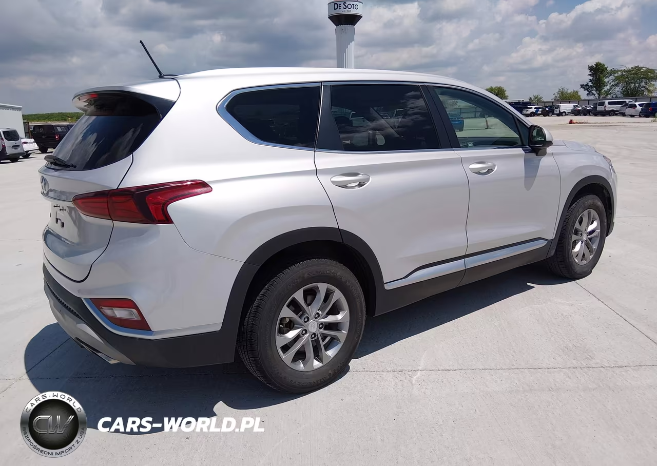 2019 Hyundai Santa Fe Se VIN:5NMS23AD5KH123236 - 4