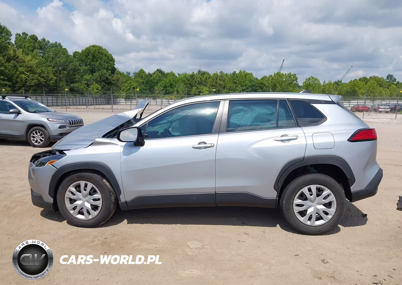2023 Toyota Corolla Cross L VIN:7MUAAABG7PV055205 - 15