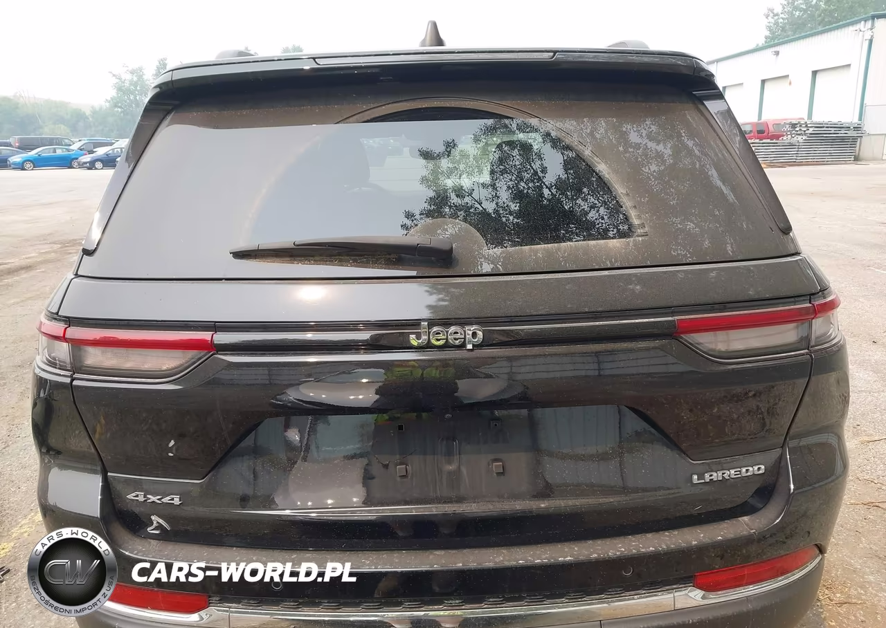 2023 Jeep Grand Cherokee Laredo 4X4 VIN:1C4RJHAG1PC549181 - 16